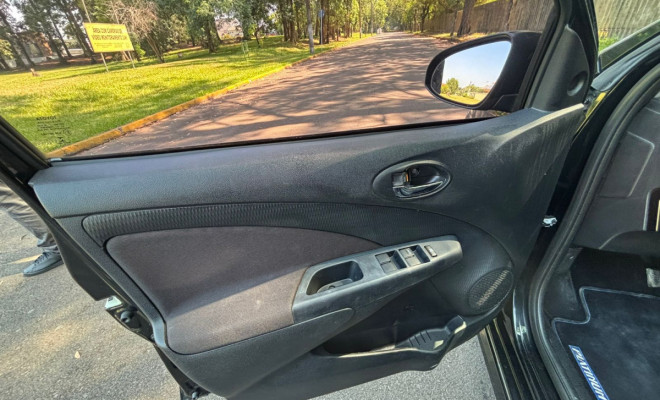 Toyota ETIOS PLATINUM Sed. 1.5 Flex 16V 4p Aut. 2018 Flex-2