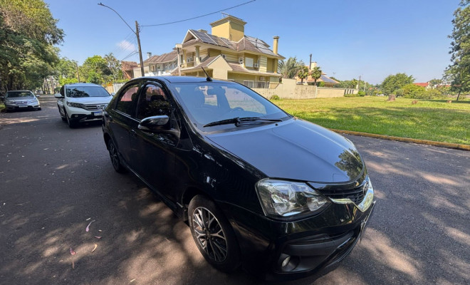 Toyota ETIOS PLATINUM Sed. 1.5 Flex 16V 4p Aut. 2018 Flex-8