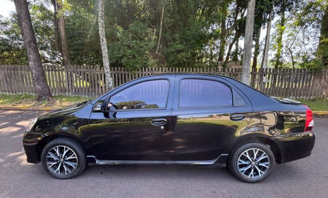 Toyota ETIOS PLATINUM Sed. 1.5 Flex 16V 4p Aut. 2018 Flex-4
