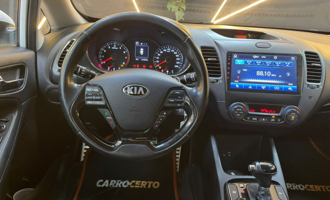 Kia Motors Cerato 1.6  Aut. 2018 Flex    C/multimidia-5