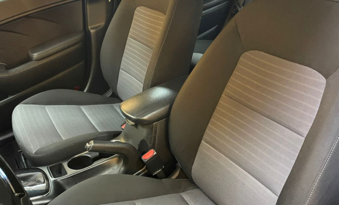 Kia Motors Cerato 1.6  Aut. 2018 Flex    C/multimidia-6