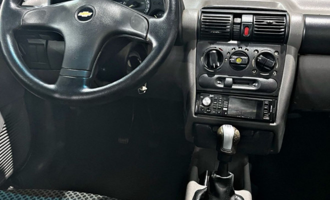 GM - Chevrolet Classic Life/LS 1.0 VHC FlexP. 4p 2011 Flex-3