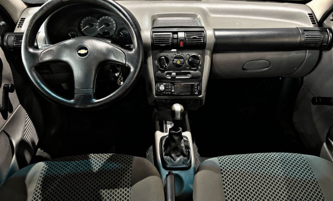 GM - Chevrolet Classic Life/LS 1.0 VHC FlexP. 4p 2011 Flex-4