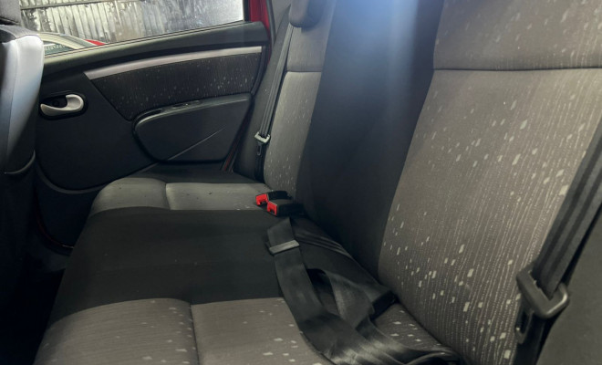 Renault LOGAN Expression Hi-Flex 1.6 8V 4p 2011 Flex-9