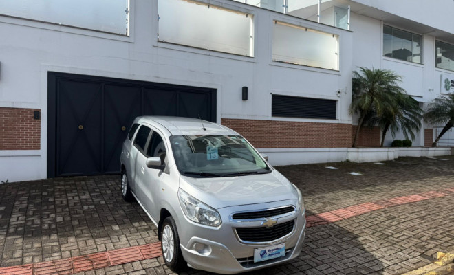 GM - Chevrolet SPIN LT 1.8 8V Econo.Flex 5p Aut. 2013 Flex-0