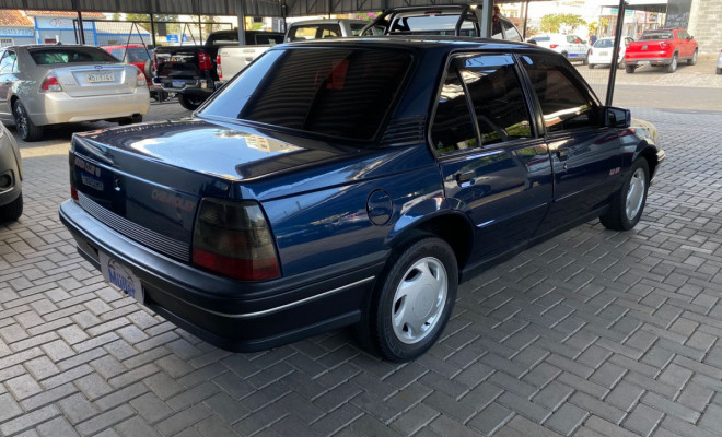 GM - Chevrolet Monza GL 2.0 EFI/SL/L/650/Club/Barc.2e4p 1994 Gasolina-7