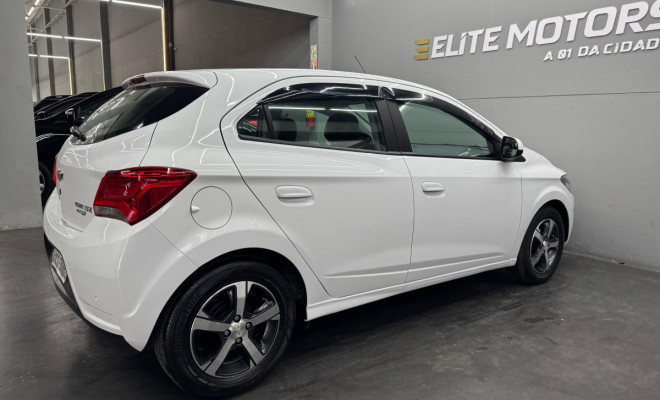 GM - Chevrolet ONIX HATCH LTZ 1.4 8V FlexPower 5p Mec. 2017 Flex-5