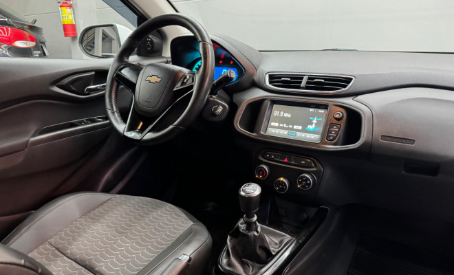 GM - Chevrolet ONIX HATCH LTZ 1.4 8V FlexPower 5p Mec. 2017 Flex-8