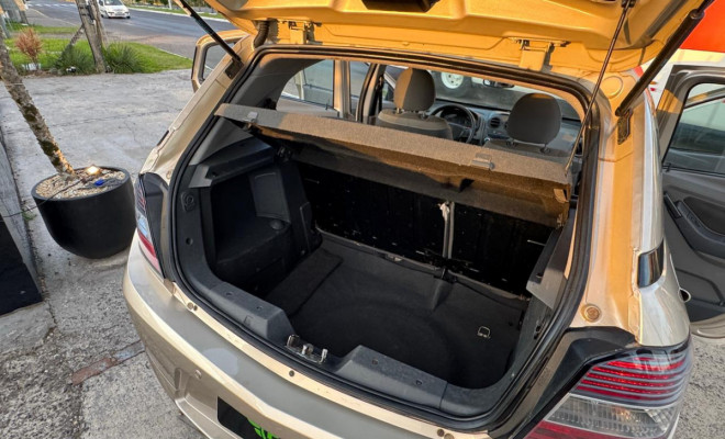 GM - Chevrolet AGILE LT 1.4 MPFI 8V FlexPower 5p 2013 Flex-10