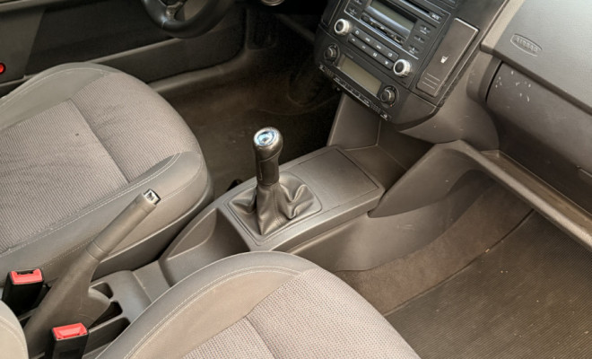 VW - VolksWagen Polo 1.6 Mi/S.Ouro 1.6 Mi Tot.Flex 8V 5p 2009 Flex-9