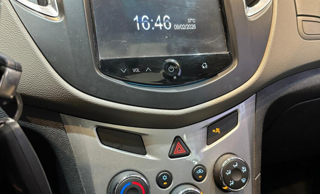 GM - Chevrolet TRACKER LTZ 1.8 16V Flex 4x2 Aut. 2014 Flex-6