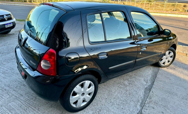 Renault Clio 1.0 Hi-Flex - 2012-3