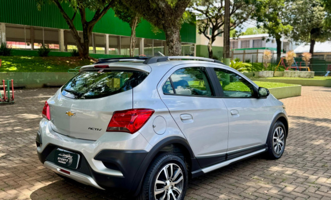 GM - Chevrolet ONIX HATCH ACTIV 1.4 8V Flex 5P Aut. 2018 Flex-10