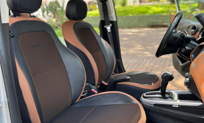 GM - Chevrolet ONIX HATCH ACTIV 1.4 8V Flex 5P Aut. 2018 Flex-5