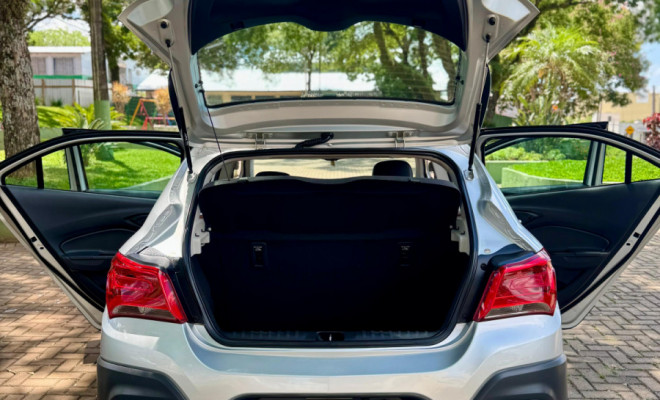 GM - Chevrolet ONIX HATCH ACTIV 1.4 8V Flex 5P Aut. 2018 Flex-13