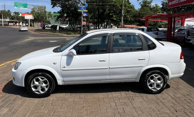 GM - Chevrolet Classic Life/LS 1.0 VHC FlexP. 4p 2012 Flex-0