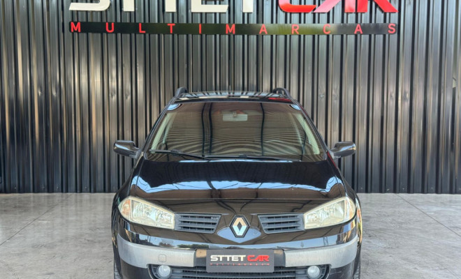 Renault Megane Grand Tour Dynamique 2.0 16V Aut. 2007 Gasolina-4