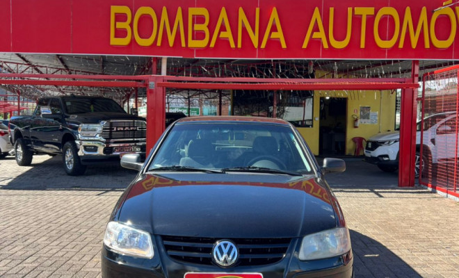 VW - VolksWagen Gol City (Trend) 1.0 Mi Total Flex 8V 2p 2013 Flex-6