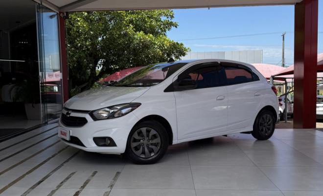 GM - Chevrolet ONIX HATCH LT 1.0 8V FlexPower 5p Mec. 2018 Flex