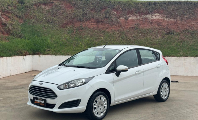 FORD NEW FIESTA SE 1.6 2017 | DESIGN ESPORTIVO E PACOTE COMPLETO.