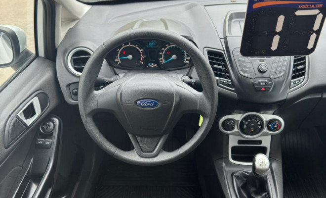 FORD NEW FIESTA SE 1.6 2017 | DESIGN ESPORTIVO E PACOTE COMPLETO.-10
