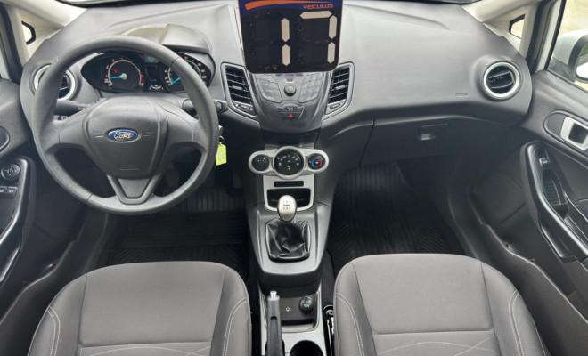 FORD NEW FIESTA SE 1.6 2017 | DESIGN ESPORTIVO E PACOTE COMPLETO.-5