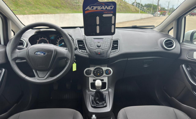 FORD NEW FIESTA SE 1.6 2017 | DESIGN ESPORTIVO E PACOTE COMPLETO.-11
