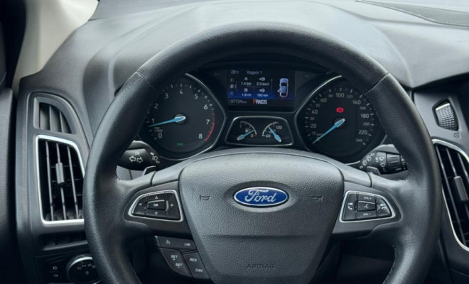 FOCUS TITANIUM 2.0 2016 | TETO SOLAR E EXCELENTE NÍVEL DE EQUIPAMENTOS.-3