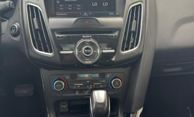 FOCUS TITANIUM 2.0 2016 | TETO SOLAR E EXCELENTE NÍVEL DE EQUIPAMENTOS.-17