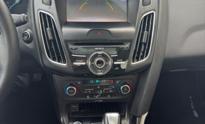 FOCUS TITANIUM 2.0 2016 | TETO SOLAR E EXCELENTE NÍVEL DE EQUIPAMENTOS.-4