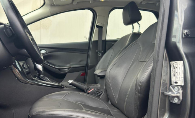 FOCUS TITANIUM 2.0 2016 | TETO SOLAR E EXCELENTE NÍVEL DE EQUIPAMENTOS.-12