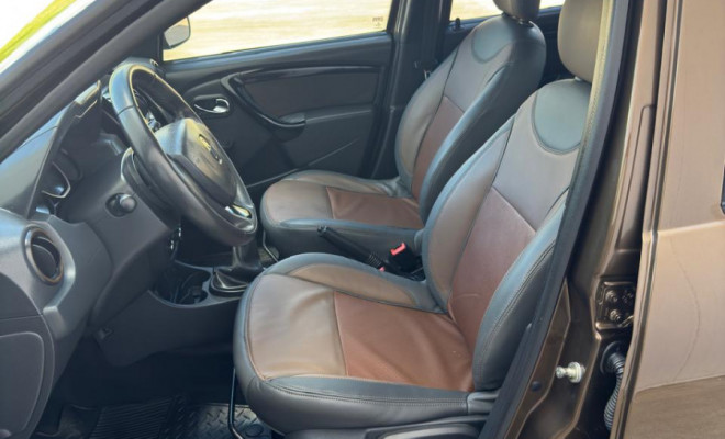 DUSTER 1.6 DYNAMIQUE 2017 | O SUV COMPLETÍSSIMO E ESPAÇOSO QUE VOCÊ BUSCA.-7