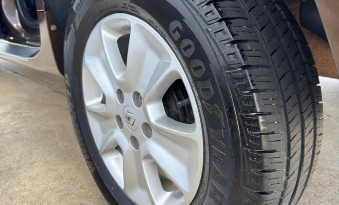 DUSTER 1.6 DYNAMIQUE 2017 | O SUV COMPLETÍSSIMO E ESPAÇOSO QUE VOCÊ BUSCA.-9