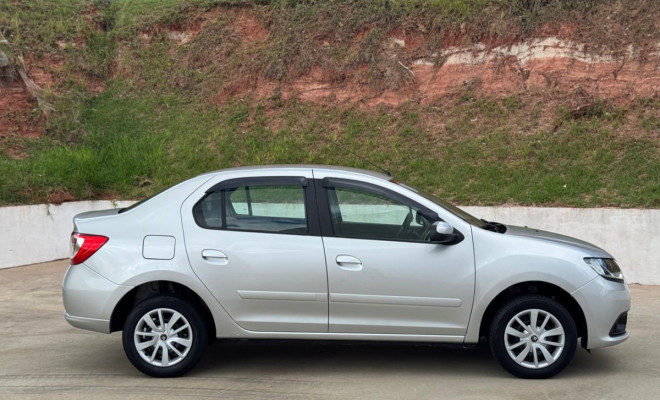 RENAULT LOGAN EXPR. AVANTAGE 1.0 2018 | ESPAÇO, ECONOMIA E PROCEDÊNCIA DE ÚNICA DONA.-12