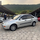 Ford Focus 2.0 16V/ 2.0 16V Flex 5p 2003 Gasolina-4
