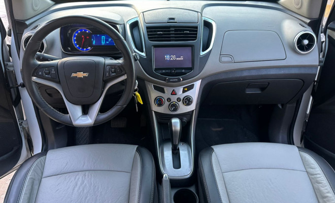 TRACKER LTZ 1.8 C/ Teto Aut 2015-6