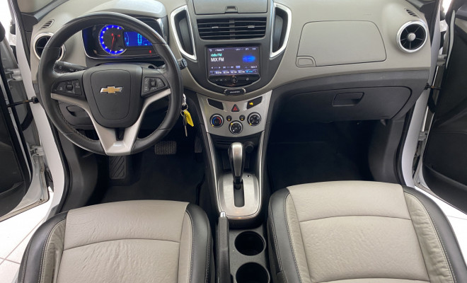 TRACKER LTZ 1.8 C/ Teto Aut 2015-6