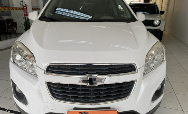 TRACKER LTZ 1.8 C/ Teto Aut 2015-0