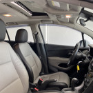 TRACKER LTZ 1.8 C/ Teto Aut 2015-9