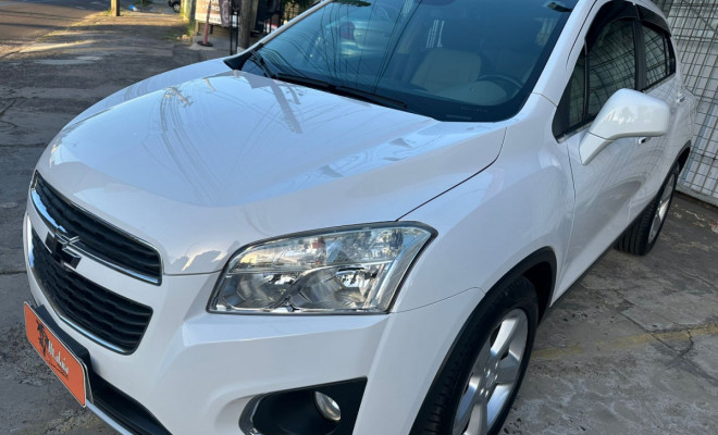 TRACKER LTZ 1.8 C/ Teto Aut 2015