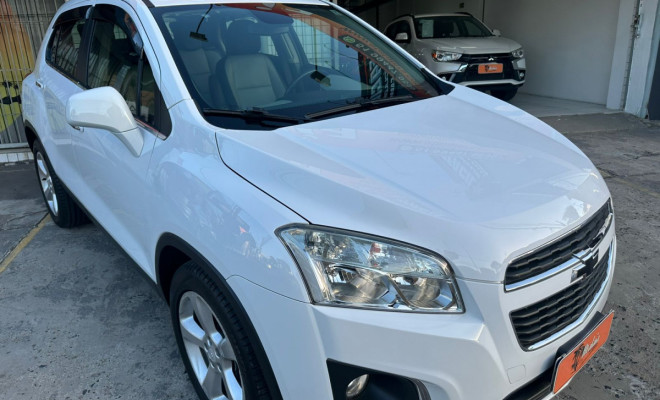 TRACKER LTZ 1.8 C/ Teto Aut 2015-1