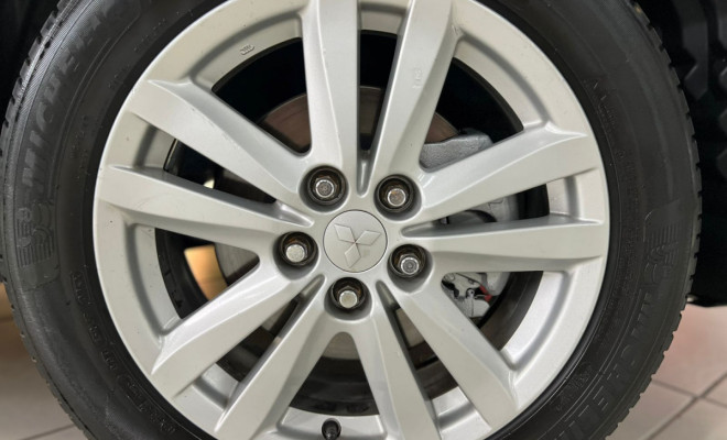 Mitsubishi ASX 2.0 16V 4x4 160cv Aut. 2012 Gasolina-11