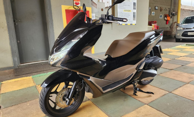 HONDA PCX 160 DLX 2026 Gasolina