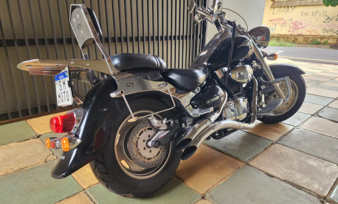 SUZUKI BOULEVARD C1500 2009 Gasolina-1