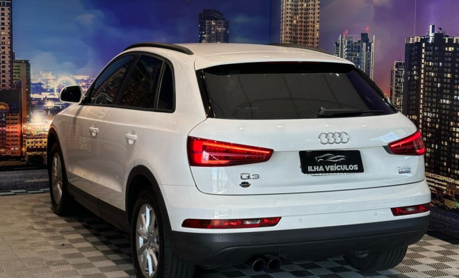 Audi Q3 2.0 TFSI Quat. 170/180cv S-tronic 5p 2016 Gasolina-17