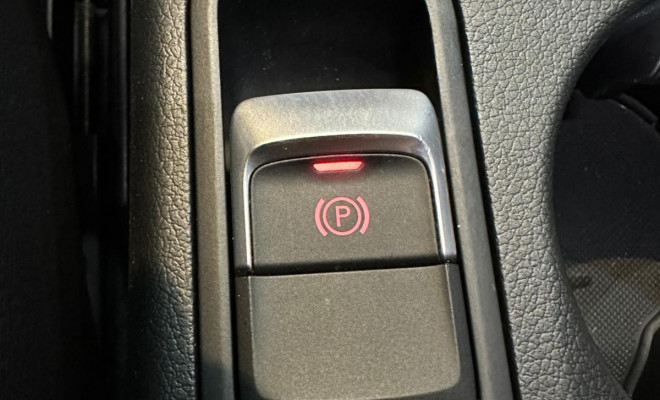 Audi Q3 2.0 TFSI Quat. 170/180cv S-tronic 5p 2016 Gasolina-10