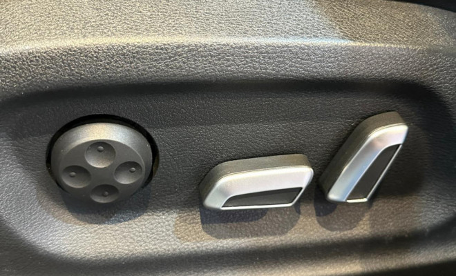 Audi Q3 2.0 TFSI Quat. 170/180cv S-tronic 5p 2016 Gasolina-13