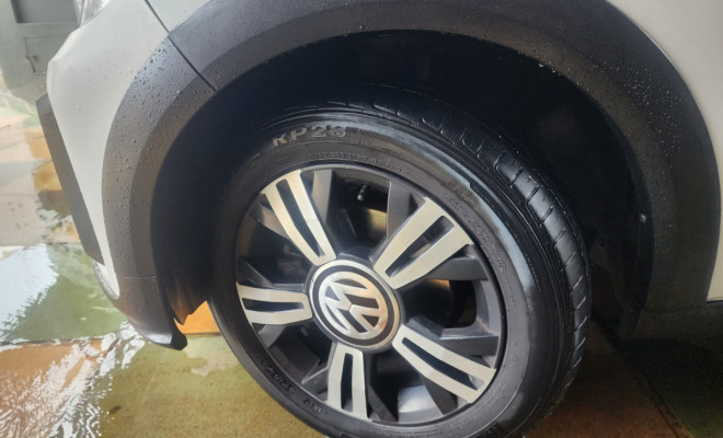 VW - VolksWagen up! cross 1.0 TSI Total Flex 12V 5p 2018 Flex-11