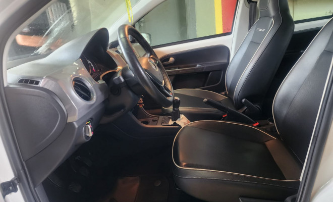 VW - VolksWagen up! cross 1.0 TSI Total Flex 12V 5p 2018 Flex-6