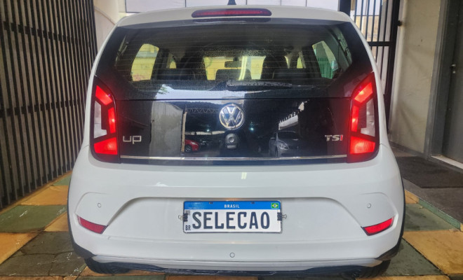 VW - VolksWagen up! cross 1.0 TSI Total Flex 12V 5p 2018 Flex-3